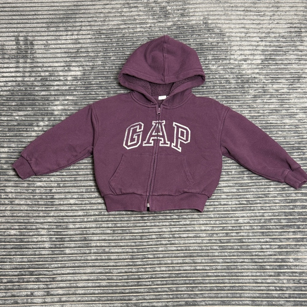Gap Sherpa lined Girls Deep Purple zip hoodie size 6-7
